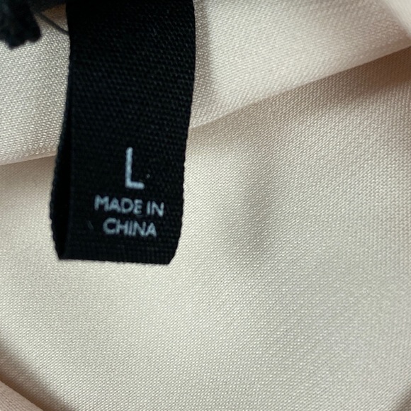 Who What Wear Mock Neck Sleeveless Top blouse peach blush large NWT - Picture 6 of 6